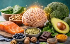 Article Image for Superfoods That Support Mental Clarity